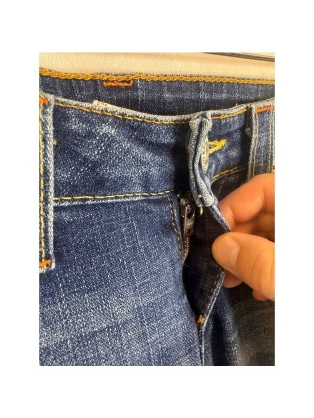 True Religion Straight Leg Jeans Blue Wash Low Rise Women 32X32  USA 10572 - Picture 3 of 12
